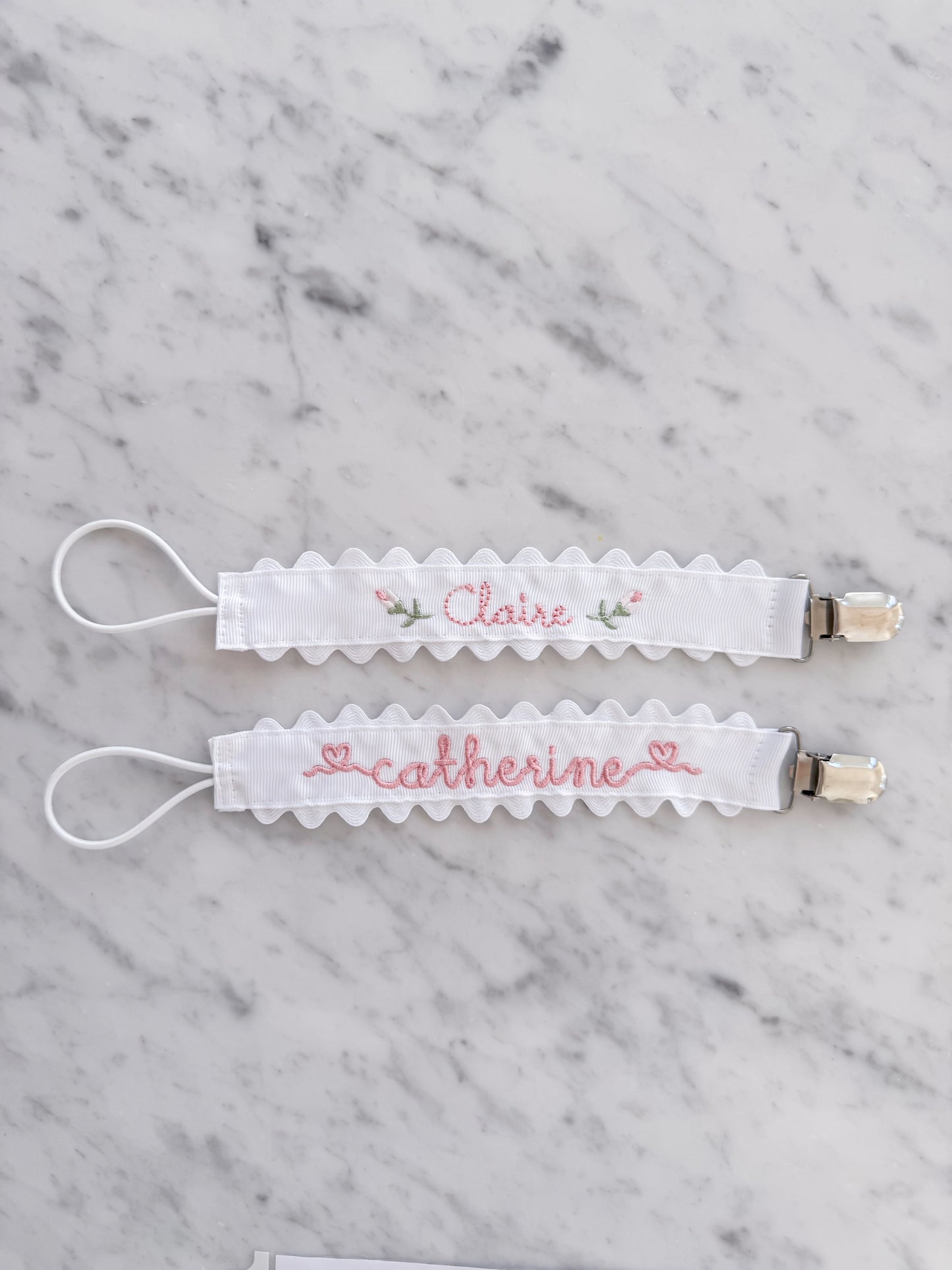 Scalloped Pacifier Clip