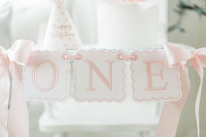 Bow Trellis Party Suite