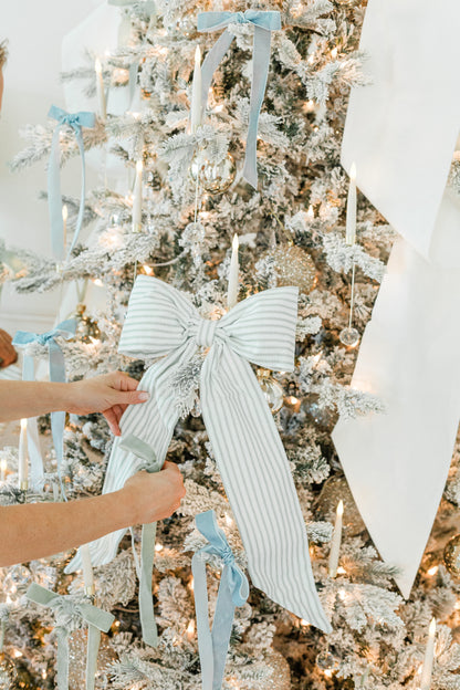 Tree Topper Bow- Classic