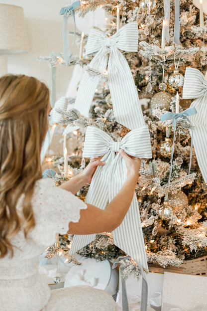 Tree Topper Bow- Classic
