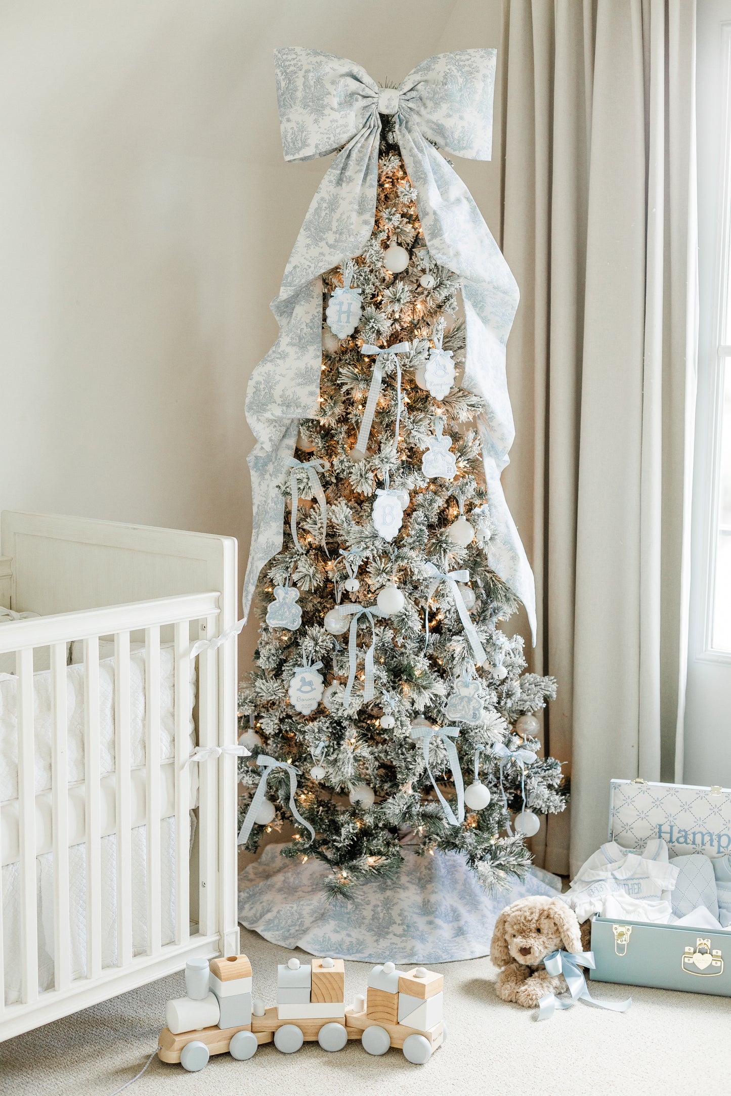 Tree Topper Bow- Grande